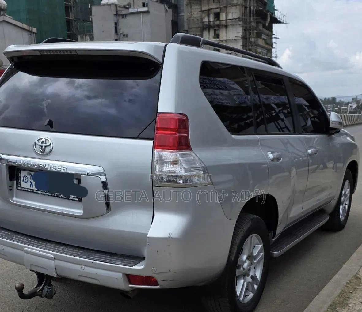Toyota Land Cruiser 2012