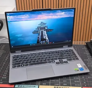 New Laptop Lenovo LOQ 15AHP10 8GB Intel Core i5 SSD 512GB