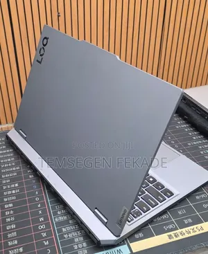 New Laptop Lenovo LOQ 15AHP10 8GB Intel Core i5 SSD 512GB