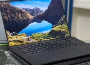 New Laptop Dell Precision 5570 16GB Intel Core i7 SSD 512GB