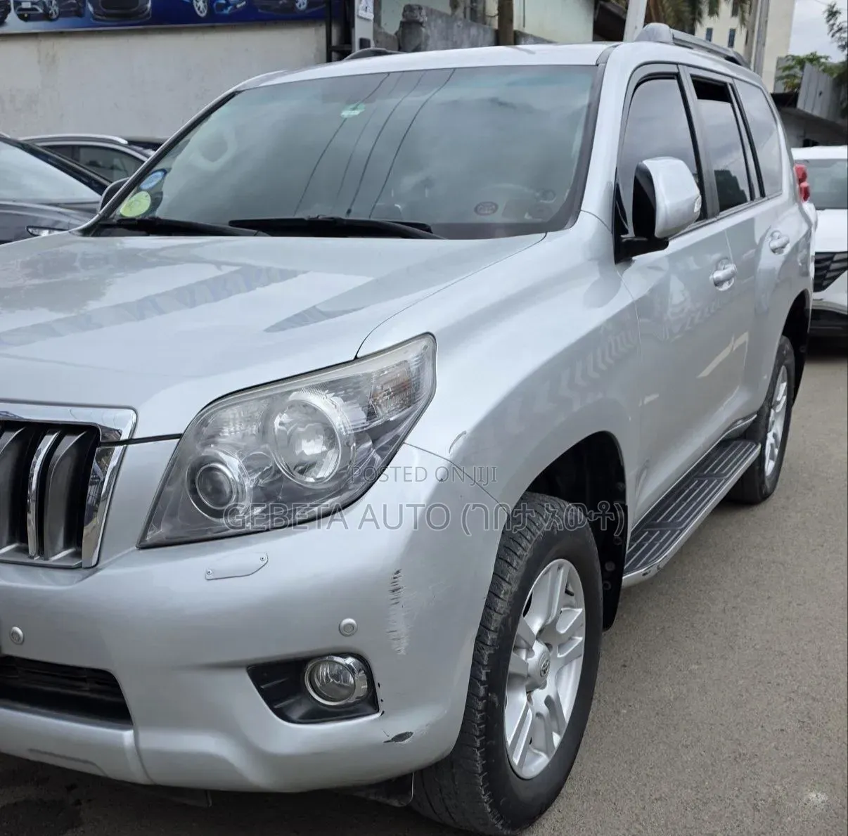 Toyota Land Cruiser 2012