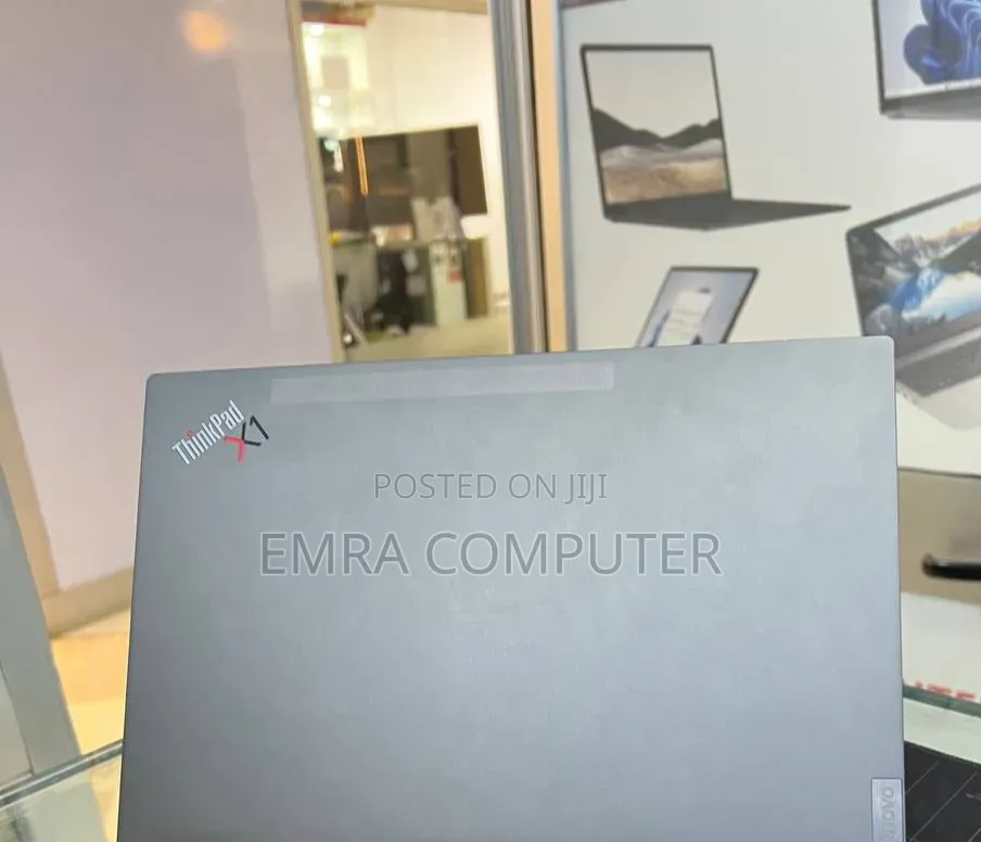 New Laptop Lenovo ThinkPad X1 Yoga 16GB Intel Core i7 SSD 512GB