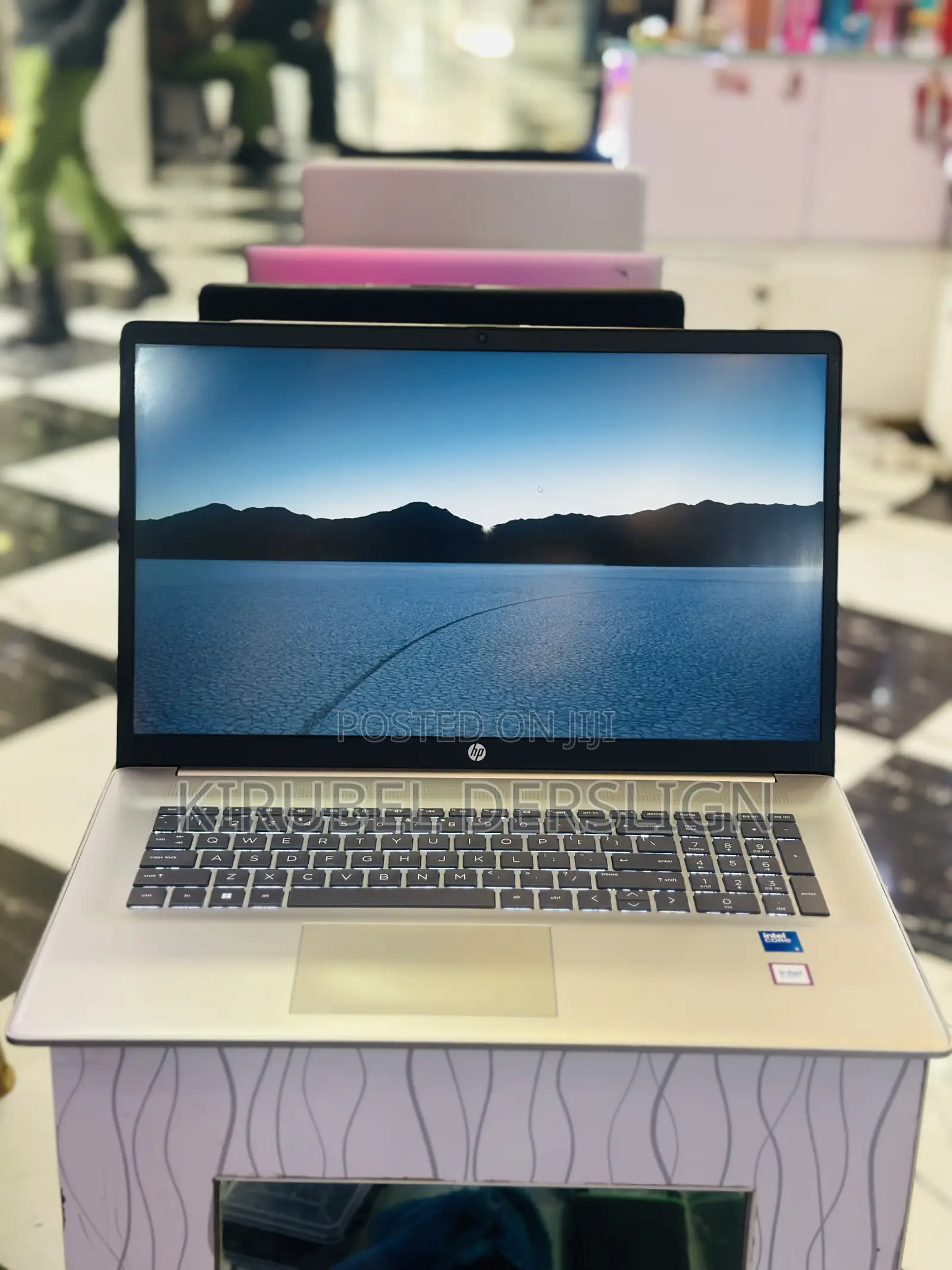 New Laptop HP OmniBook 5 16" 16GB Intel Core Ultra 5 SSD 512GB