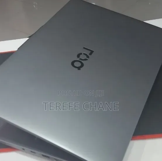 New Laptop Lenovo LOQ 15ARP9 16GB Intel Core i5 SSD 512GB