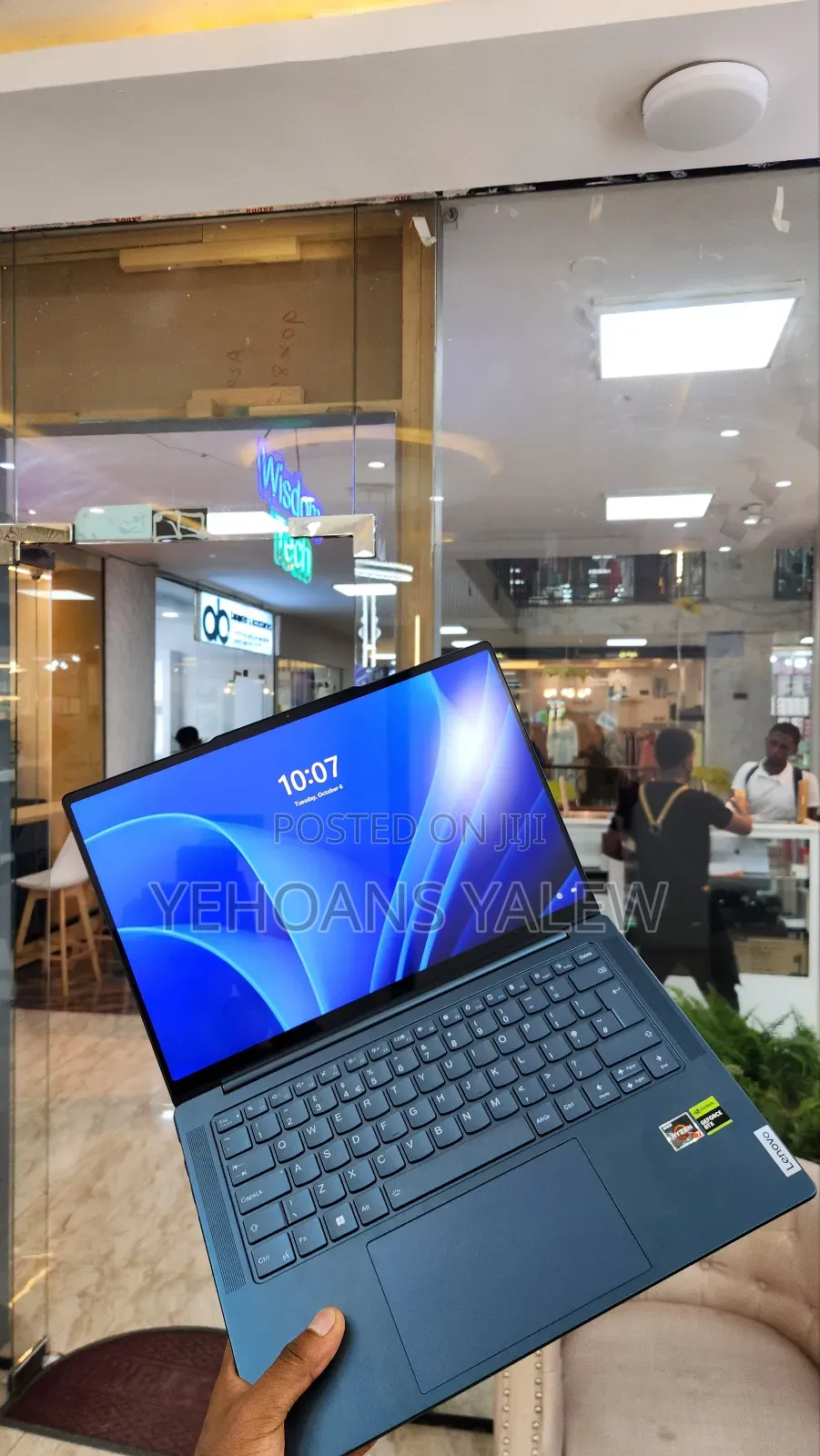 New Laptop Lenovo Yoga 700 32GB AMD Ryzen 7 SSD 512GB