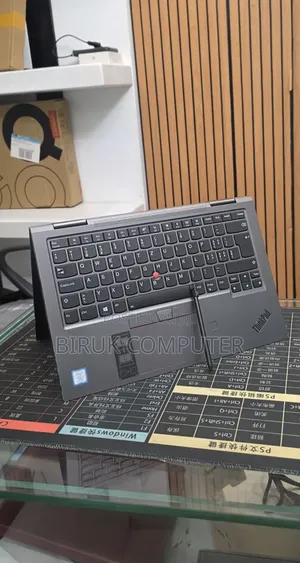 New Laptop Lenovo ThinkPad X1 Yoga 16GB Intel Core i7 SSD 512GB