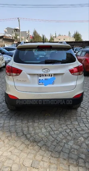 Hyundai Tucson 2015 Silver