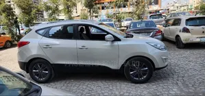 Hyundai Tucson 2015 Silver