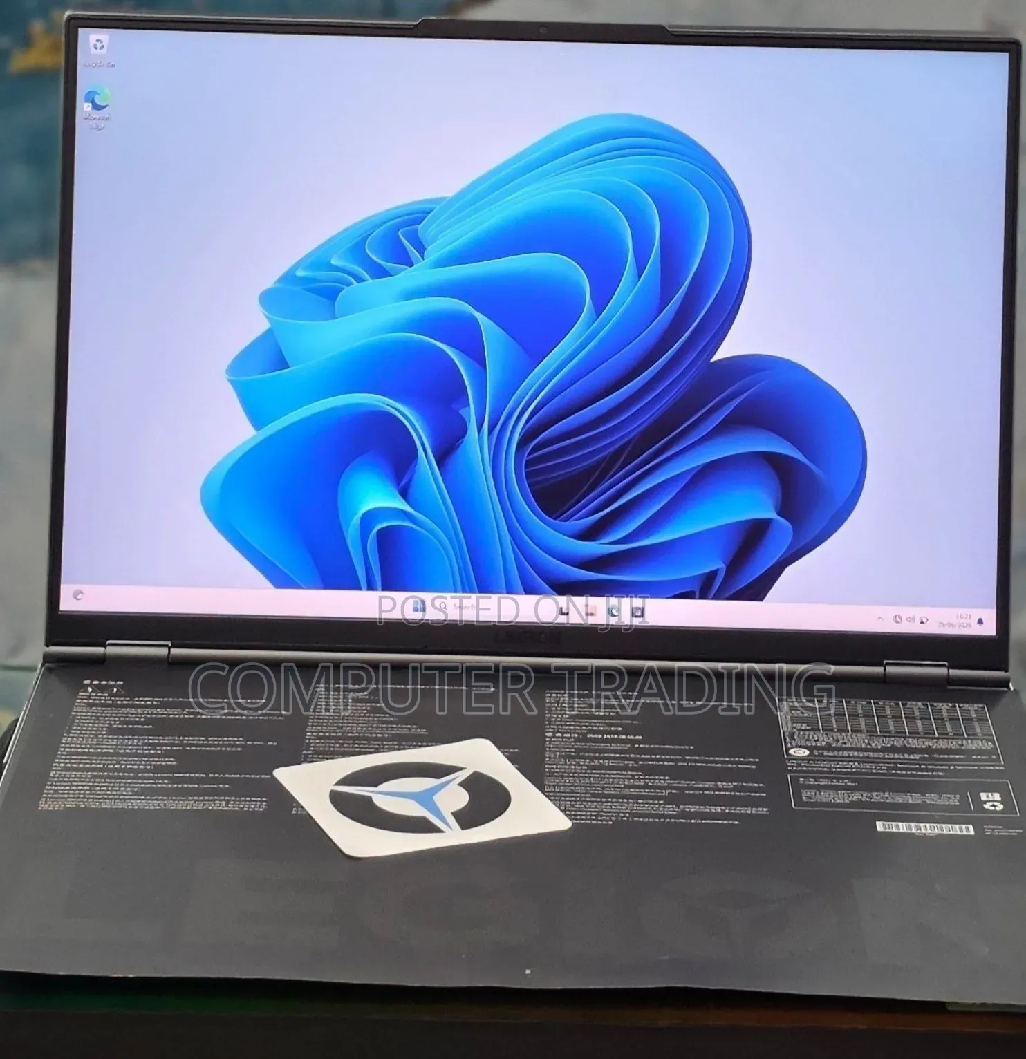 New Laptop Lenovo Legion 5 32GB AMD Ryzen 9 SSD 1T