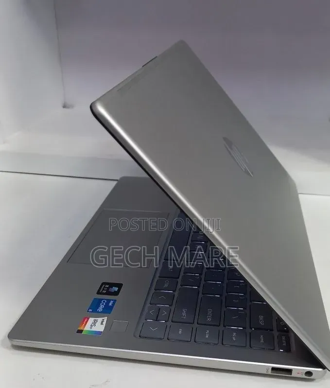 New Laptop HP Stream Notebook 16GB Intel Core i5 SSD 1T