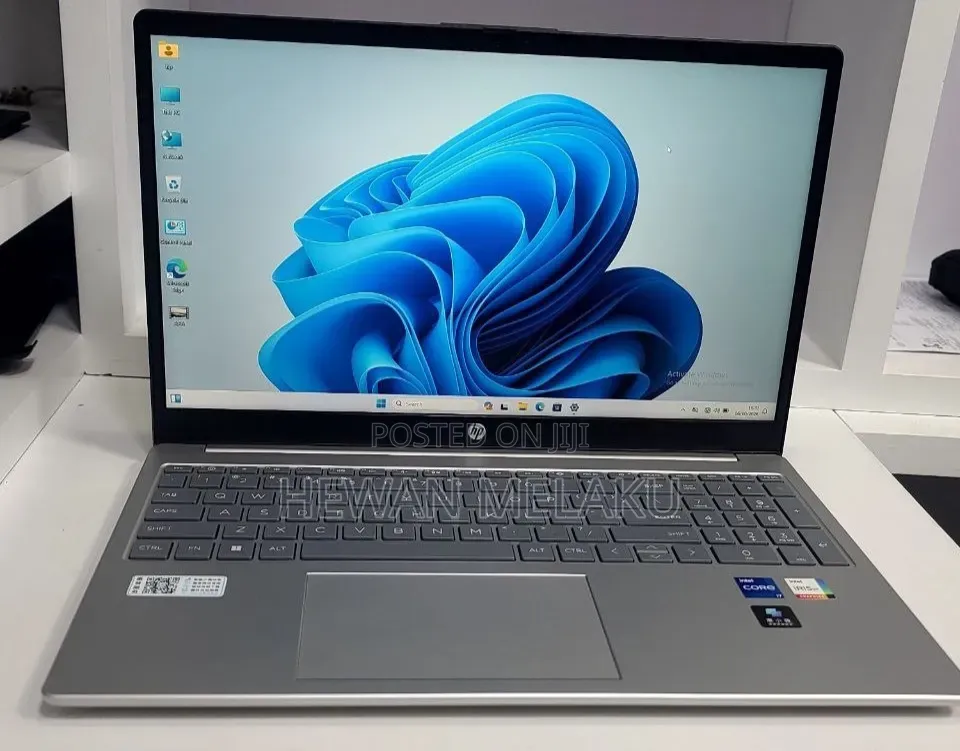 New Laptop HP Stream Notebook 16GB Intel Core i7 SSD 1T
