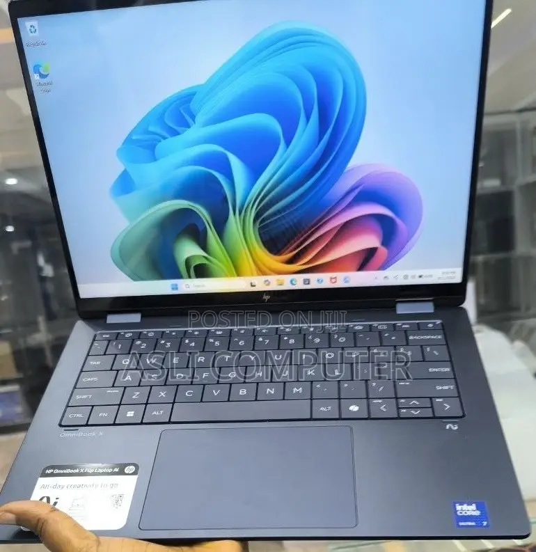 New Laptop HP OmniBook 7 14" 16GB Intel Core Ultra 7 SSD 1T