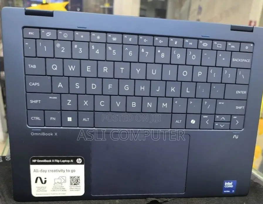 New Laptop HP OmniBook 7 14" 16GB Intel Core Ultra 7 SSD 1T