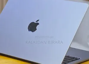 New Laptop Apple MacBook Air 2023 M2 8GB Apple M2 SSD 256GB