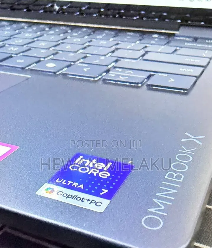 New Laptop HP OmniBook Ultra Flip 14" 16GB Intel Core Ultra 7 SSD 1T