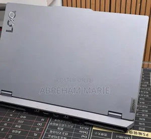 New Laptop Lenovo LOQ 15AHP10 8GB Intel Core i5 SSD 512GB