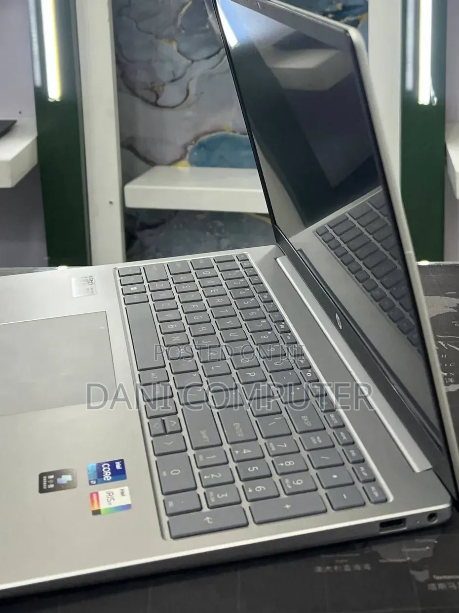 New Laptop HP Stream Notebook 16GB Intel Core i7 SSD 512GB
