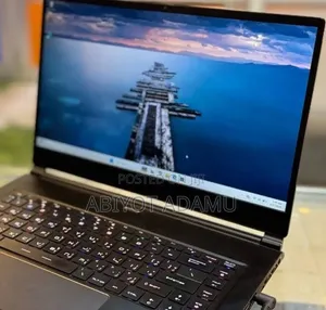 New Laptop MSI Stealth 17 Studio A13V 16GB Intel Core i7 SSD 512GB
