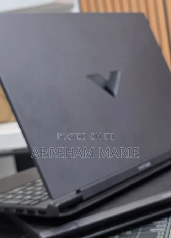 New Laptop HP Victus 15 8GB AMD Ryzen 5 SSD 512GB
