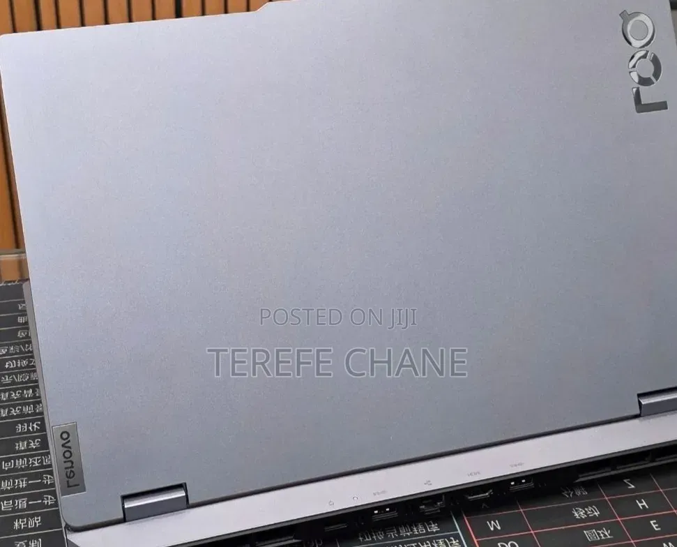 New Laptop Lenovo LOQ 15IRH8 8GB Intel Core i5 SSD 512GB