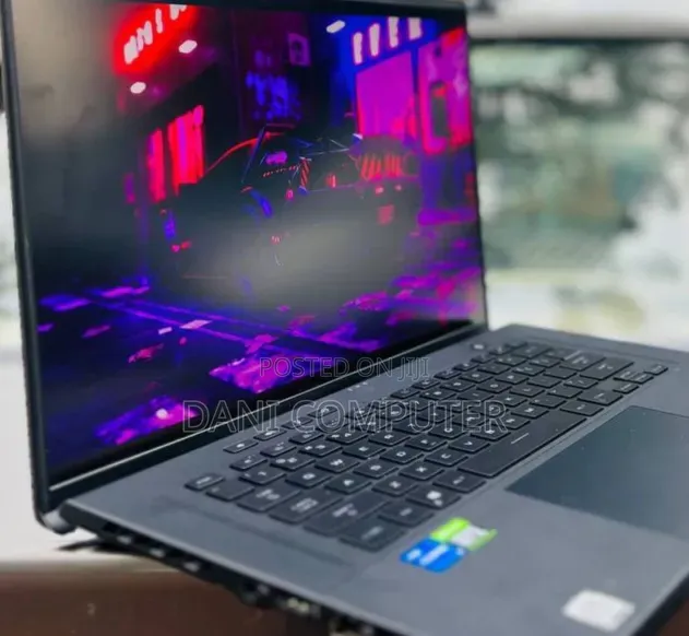 New Laptop Asus ROG Zephyrus G15 16GB Intel Core i7 SSD 512GB