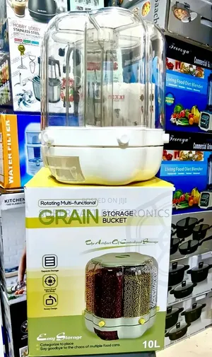 Rotating Multi-Functional Grain Storage Bucket – 10L