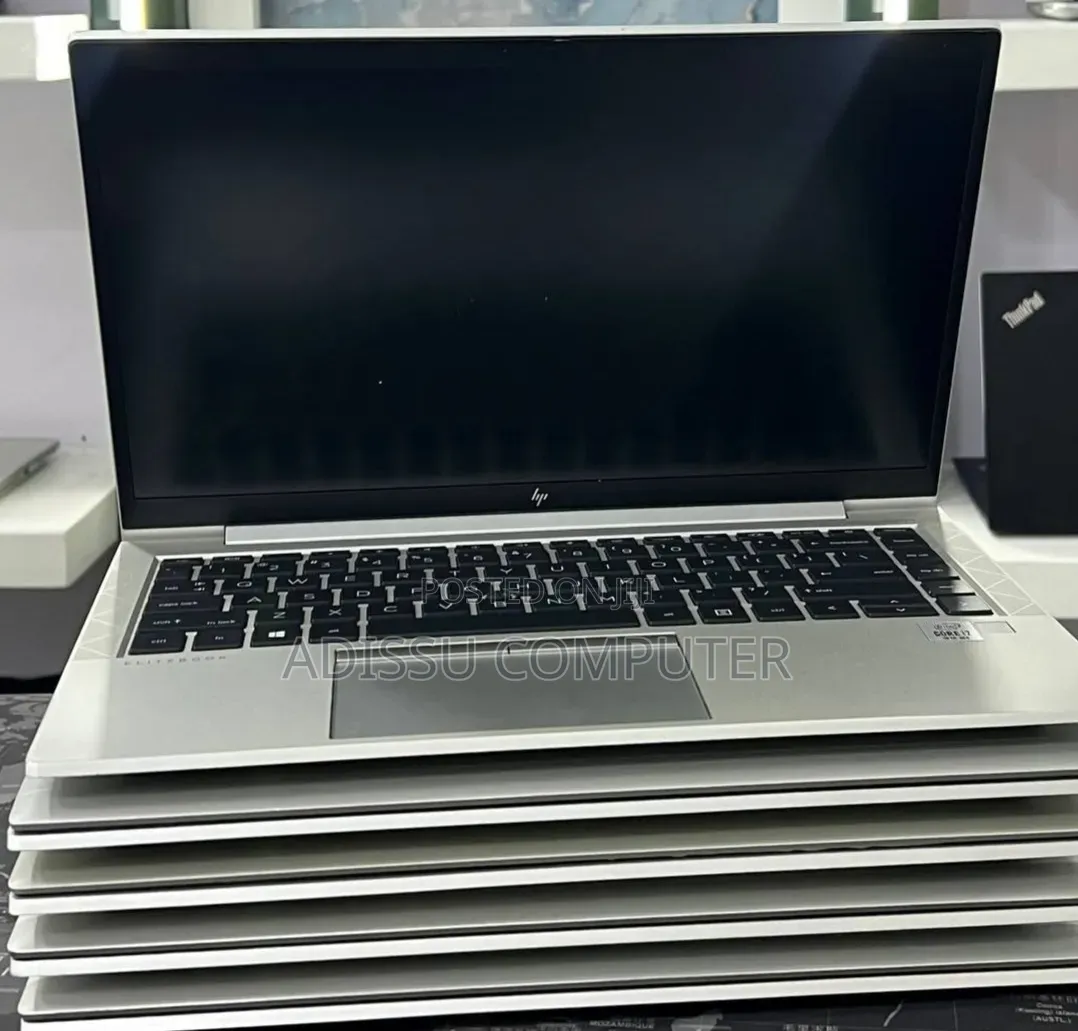 New Laptop HP EliteBook 840 G8 16GB Intel Core i7 SSD 512GB