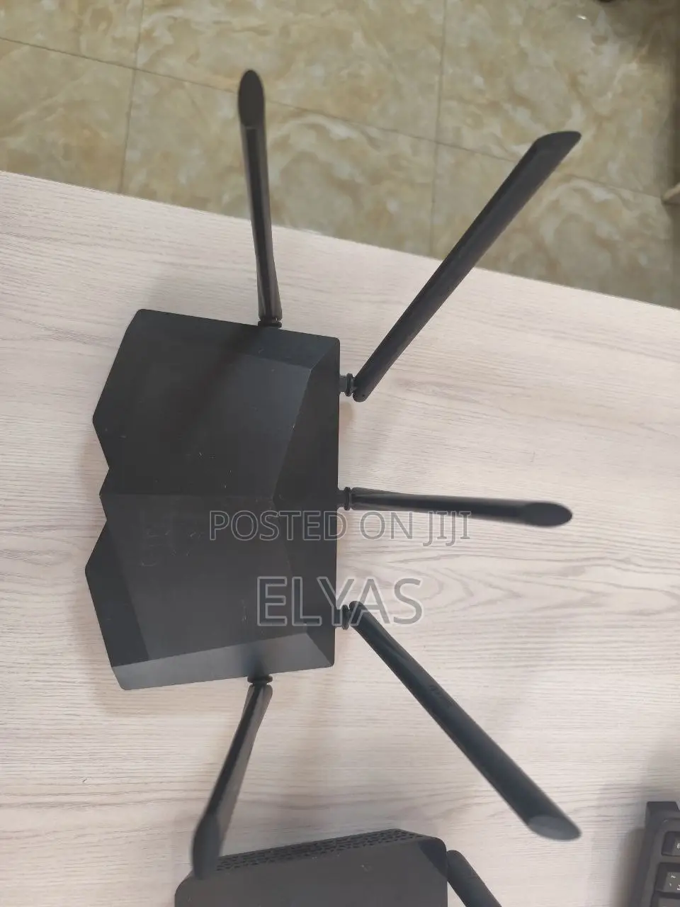 Tenda AC7 AC1200 Smart Dual-Band Wi-Fi Router