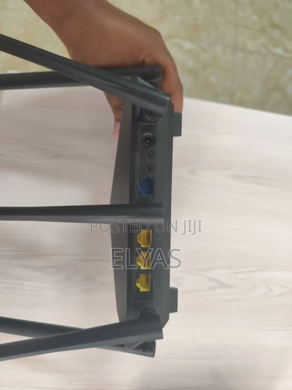 Tenda AC7 AC1200 Smart Dual-Band Wi-Fi Router