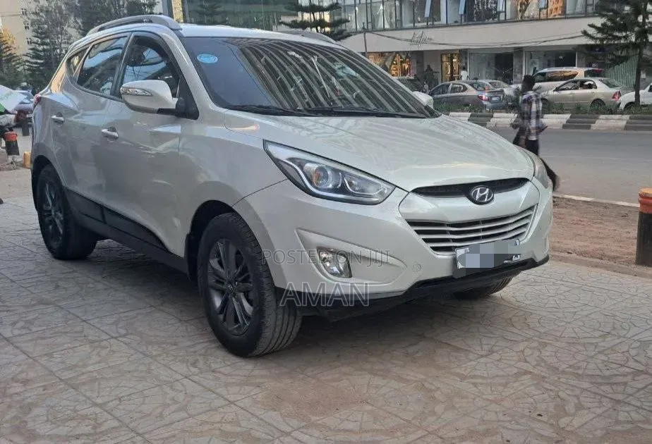 Hyundai Tucson 2015 White