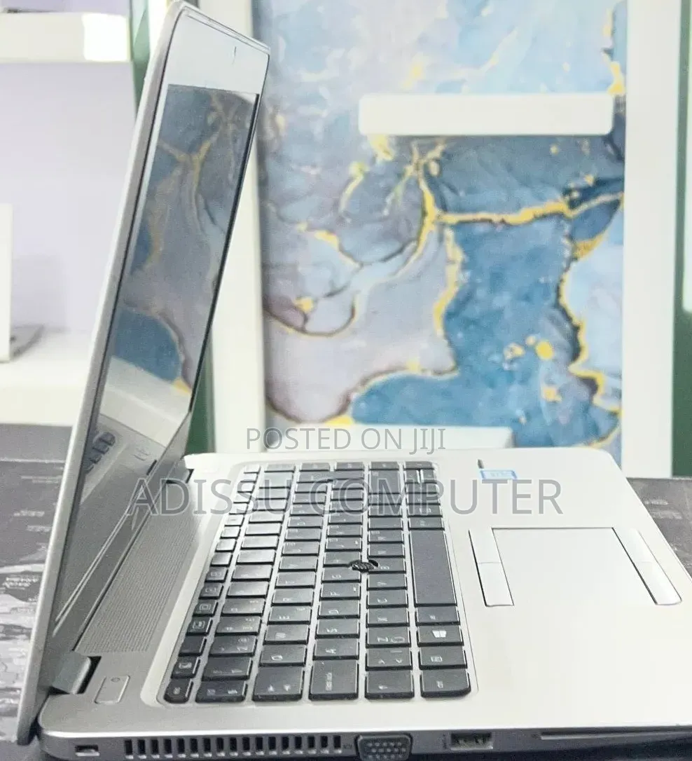 New Laptop HP EliteBook 840 G4 8GB Intel Core i7 SSD 256GB