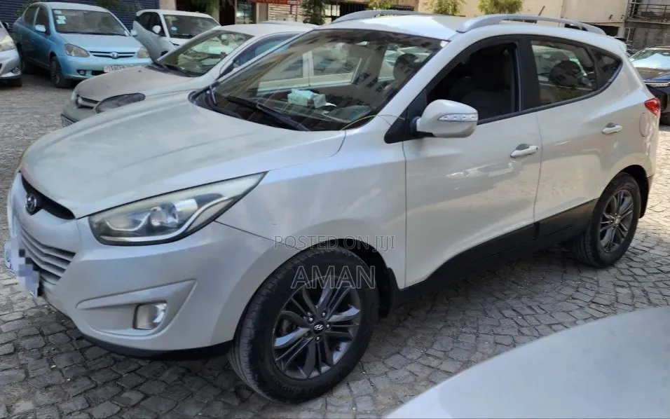 Hyundai Tucson 2015 White