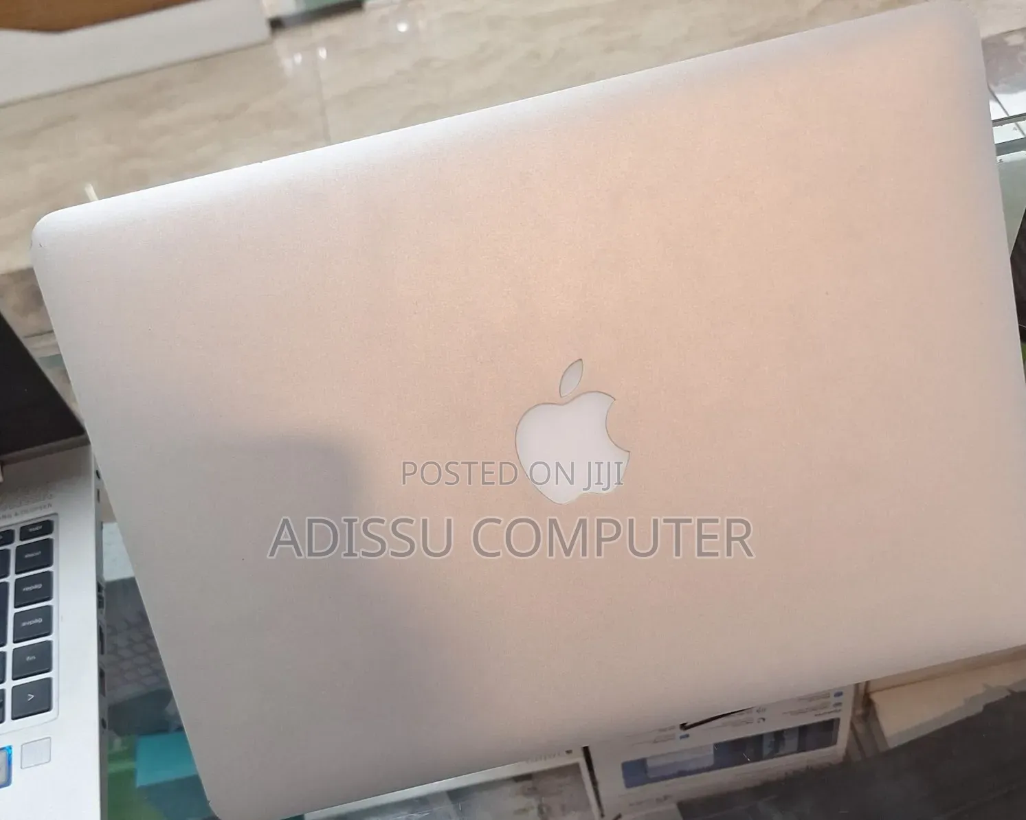 New Laptop Apple MacBook Pro 2015 16GB Intel Core i5 SSD 256GB