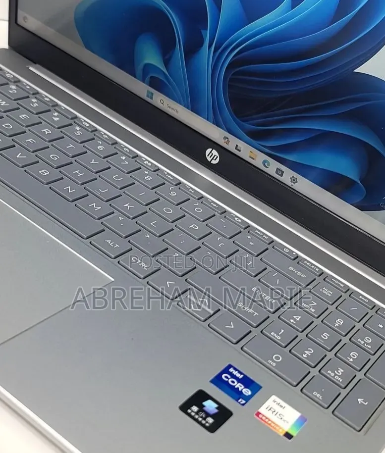 New Laptop HP Stream Notebook 16GB Intel Core i7 SSD 1T
