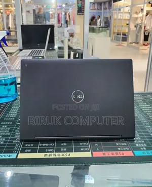 New Laptop Dell Inspiron 13 5368 16GB Intel Core i7 SSD 512GB