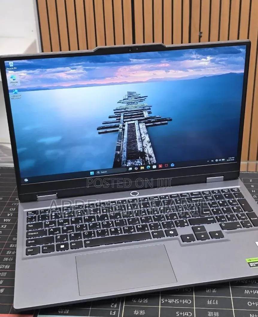 New Laptop Lenovo LOQ 15AHP10 8GB Intel Core i5 SSD 512GB