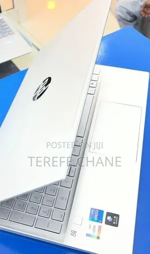 New Laptop HP Pavilion 15-eh0050wm 16GB Intel Core i7 SSD 1T