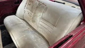 Mercedes-Benz W123 1976 Burgundy