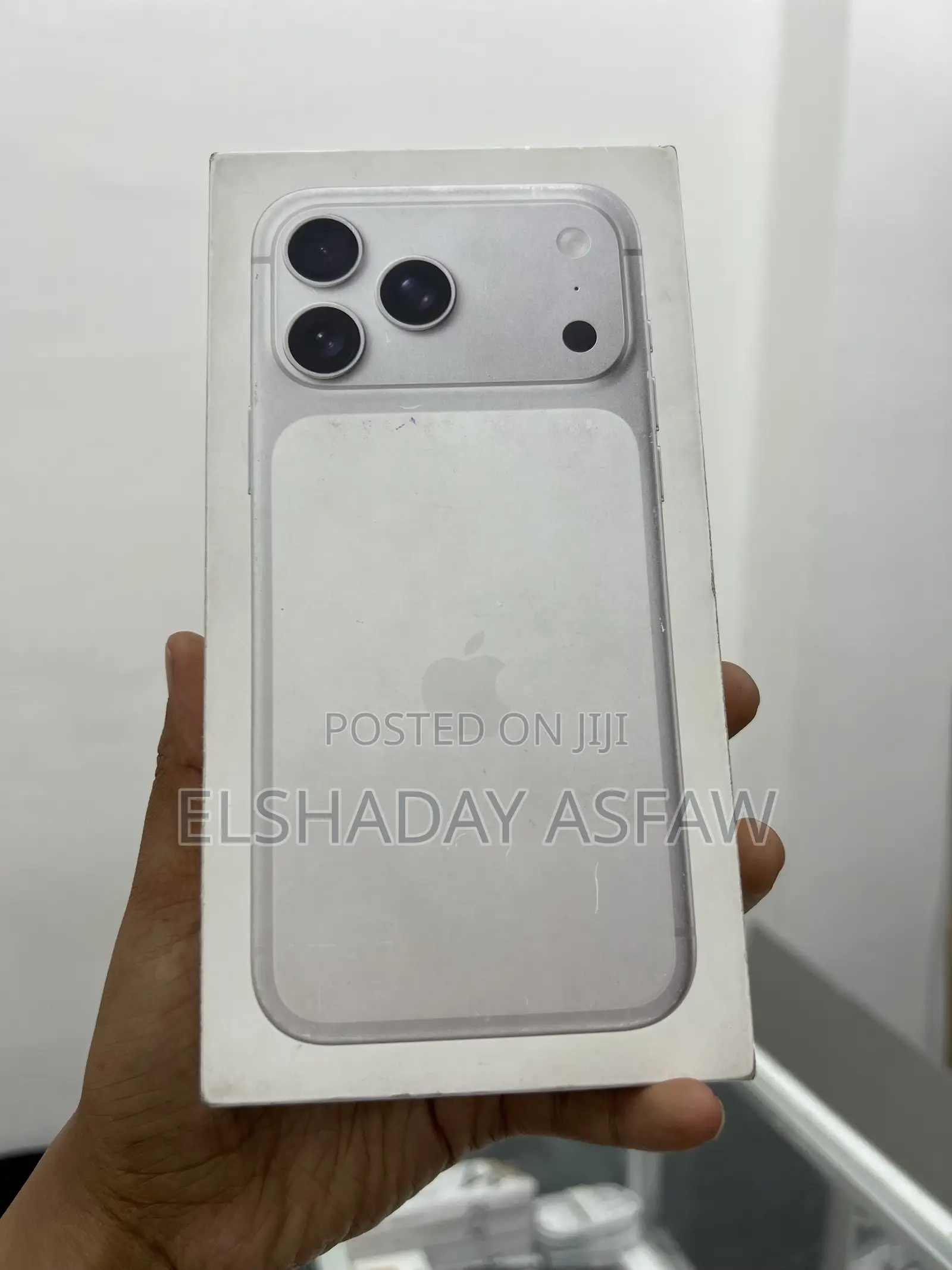 New Apple iPhone 17 Pro Max 256 GB White