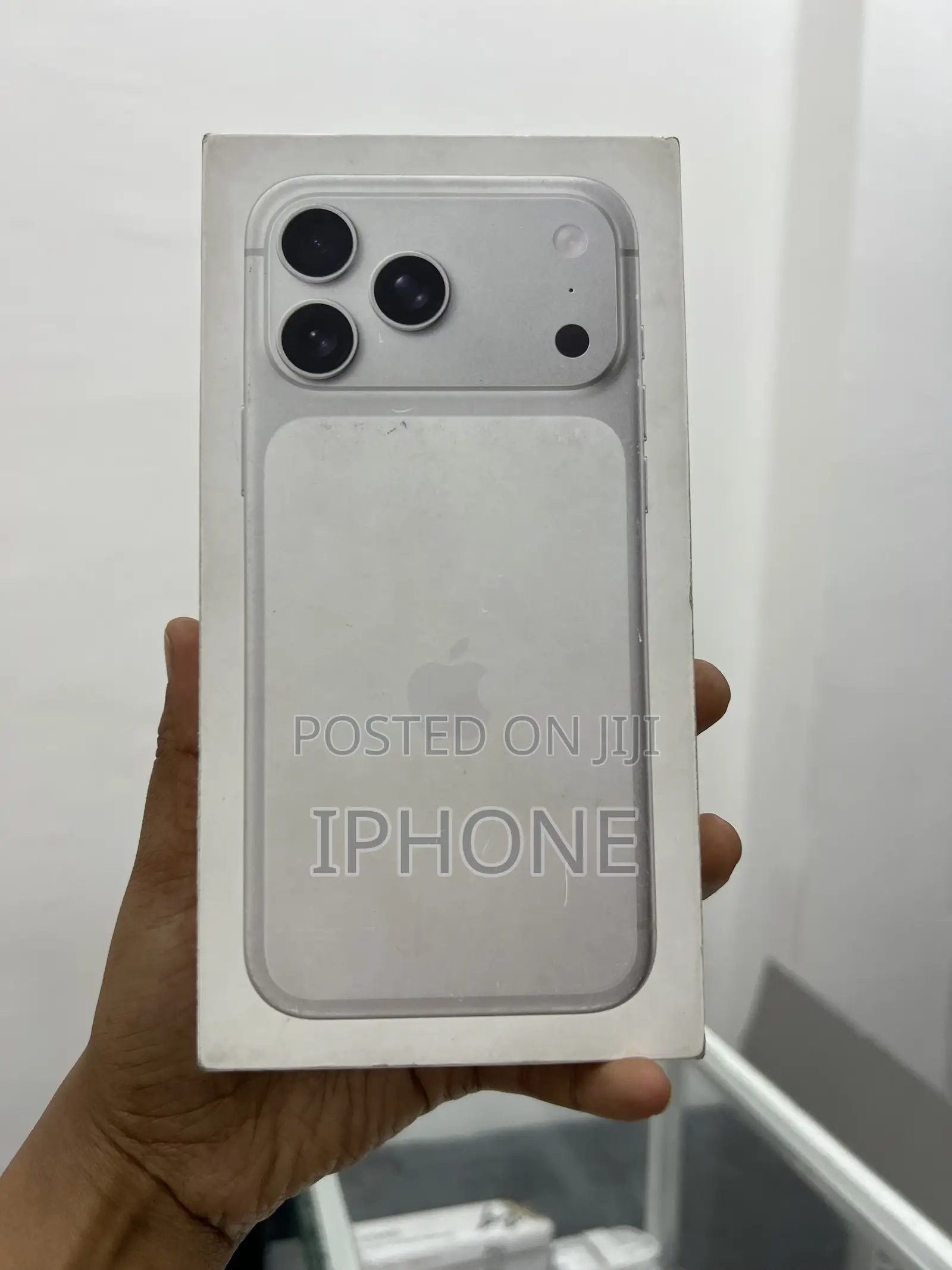 New Apple iPhone 17 Pro Max 256 GB White