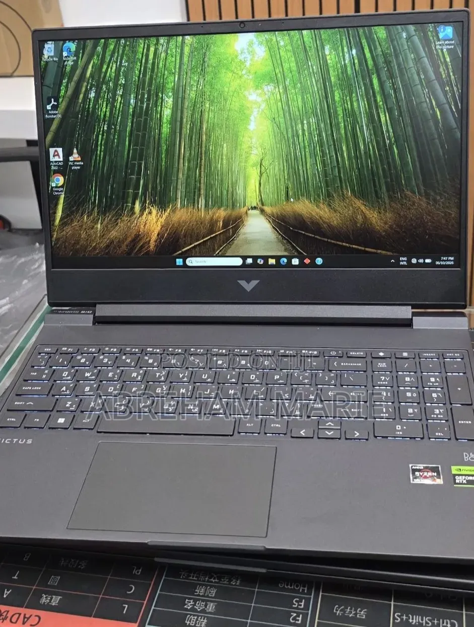 New Laptop HP Victus 15 8GB AMD Ryzen 5 SSD 512GB