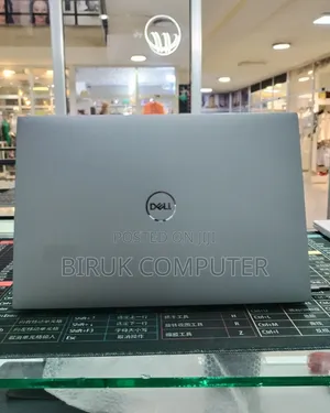 New Laptop Dell Precision 5560 16GB Intel Core i7 SSD 512GB