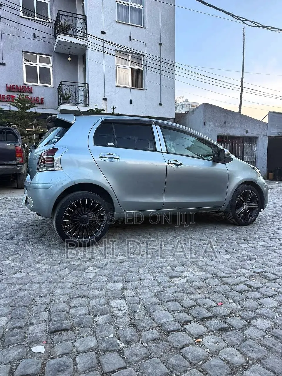Toyota Yaris Base Hatchback 3dr 2010 Silver