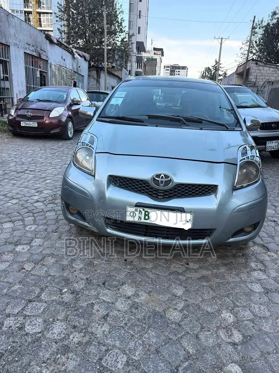 Toyota Yaris Base Hatchback 3dr 2010 Silver