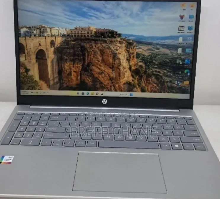 New Laptop HP Stream Notebook 16GB Intel Core i5 SSD 1T