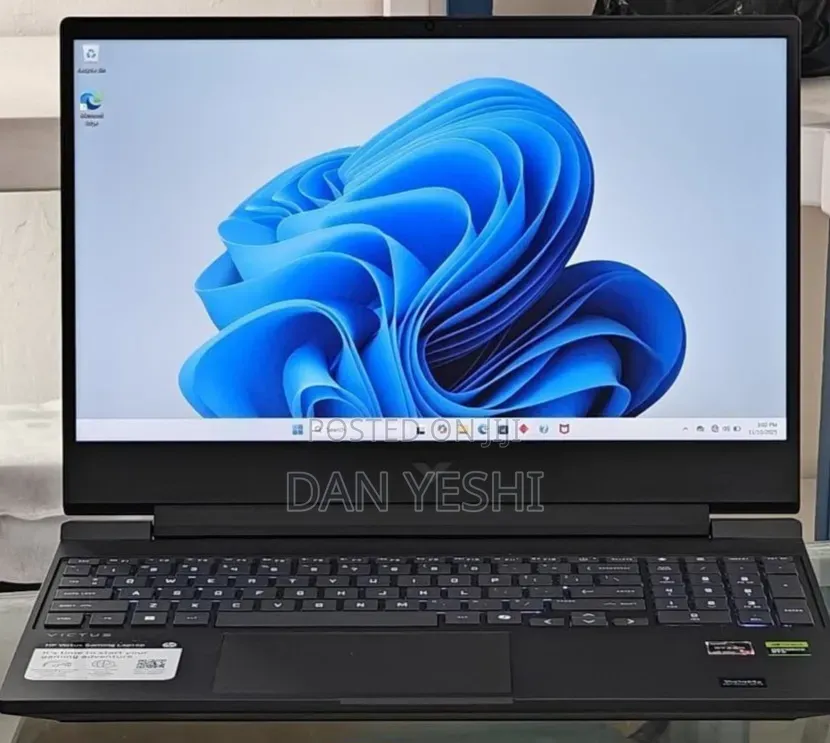 New Laptop HP Victus 15 16GB AMD Ryzen 7 SSD 512GB