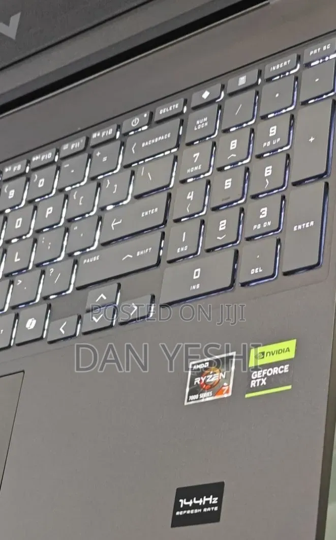 New Laptop HP Victus 15 16GB AMD Ryzen 7 SSD 512GB