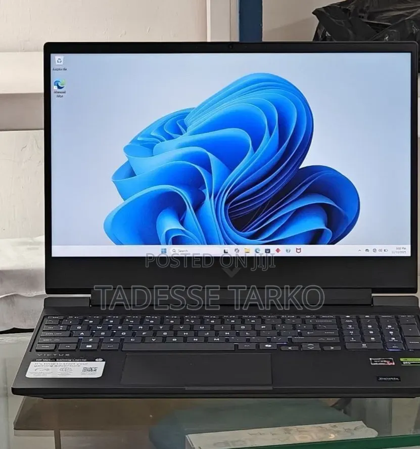 New Laptop HP Victus 15 16GB AMD Ryzen 7 SSD 512GB