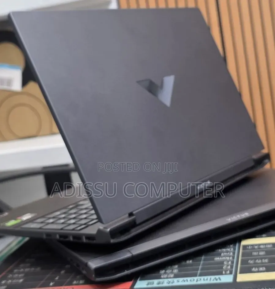 New Laptop HP Victus 16 8GB AMD Ryzen 7 SSD 512GB