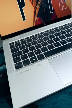 New Laptop HP EliteBook x360 1030 G8 16GB Intel Core i7 SSD 512GB